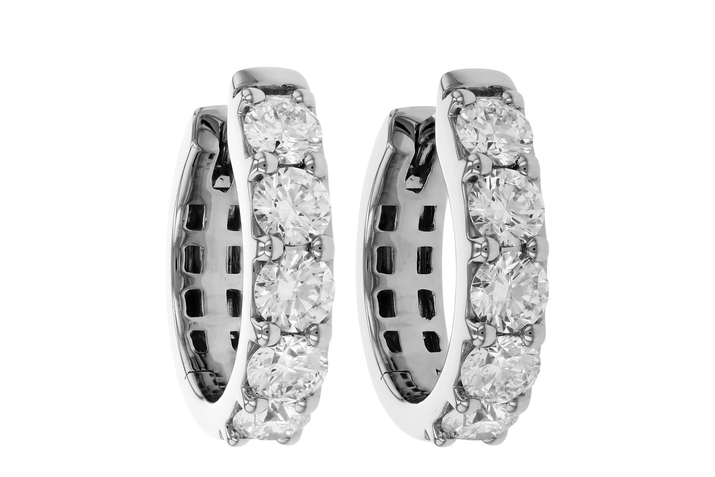 C302-74245: EARRINGS 1.50 TW