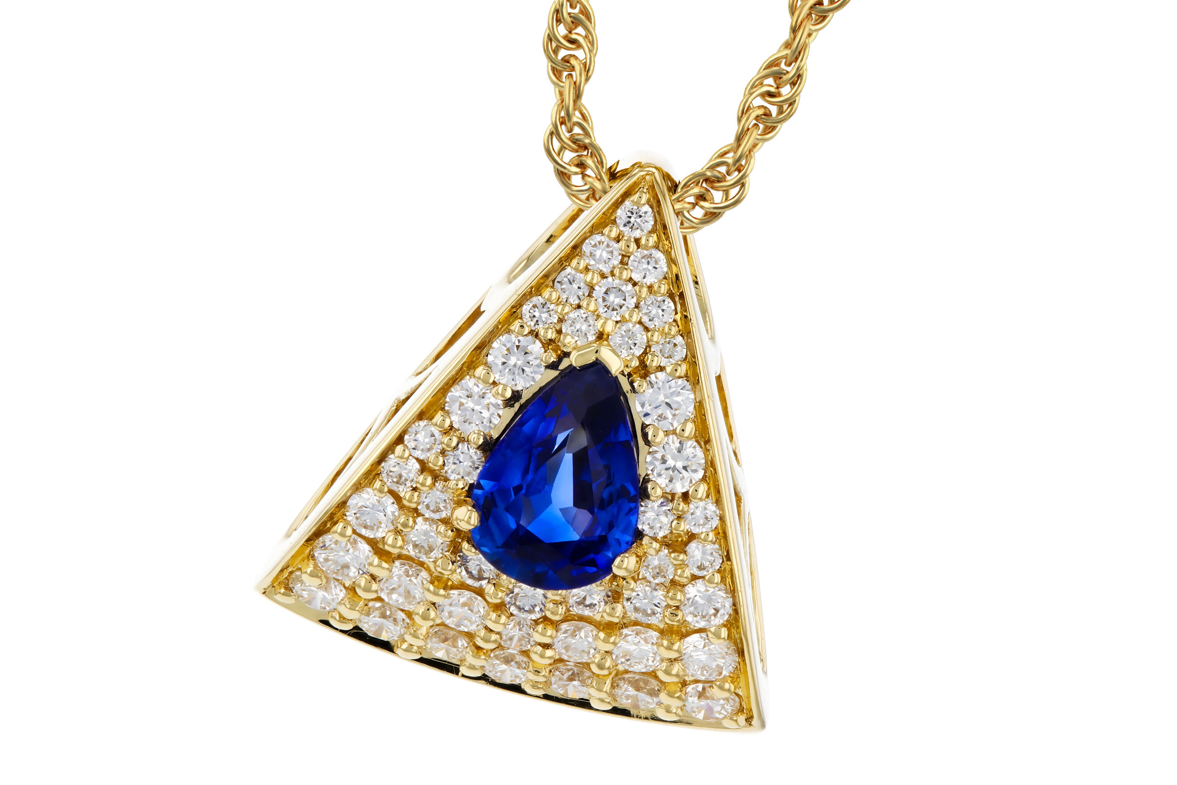 C302-75172: NECKLACE .51 SAPPHIRE .85 TGW (6x4MM SA)